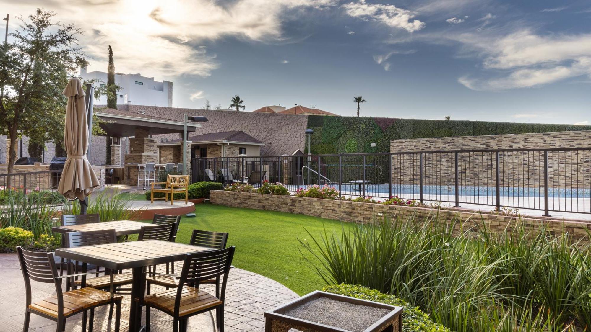 Staybridge Suites Chihuahua By Ihg Kültér fotó